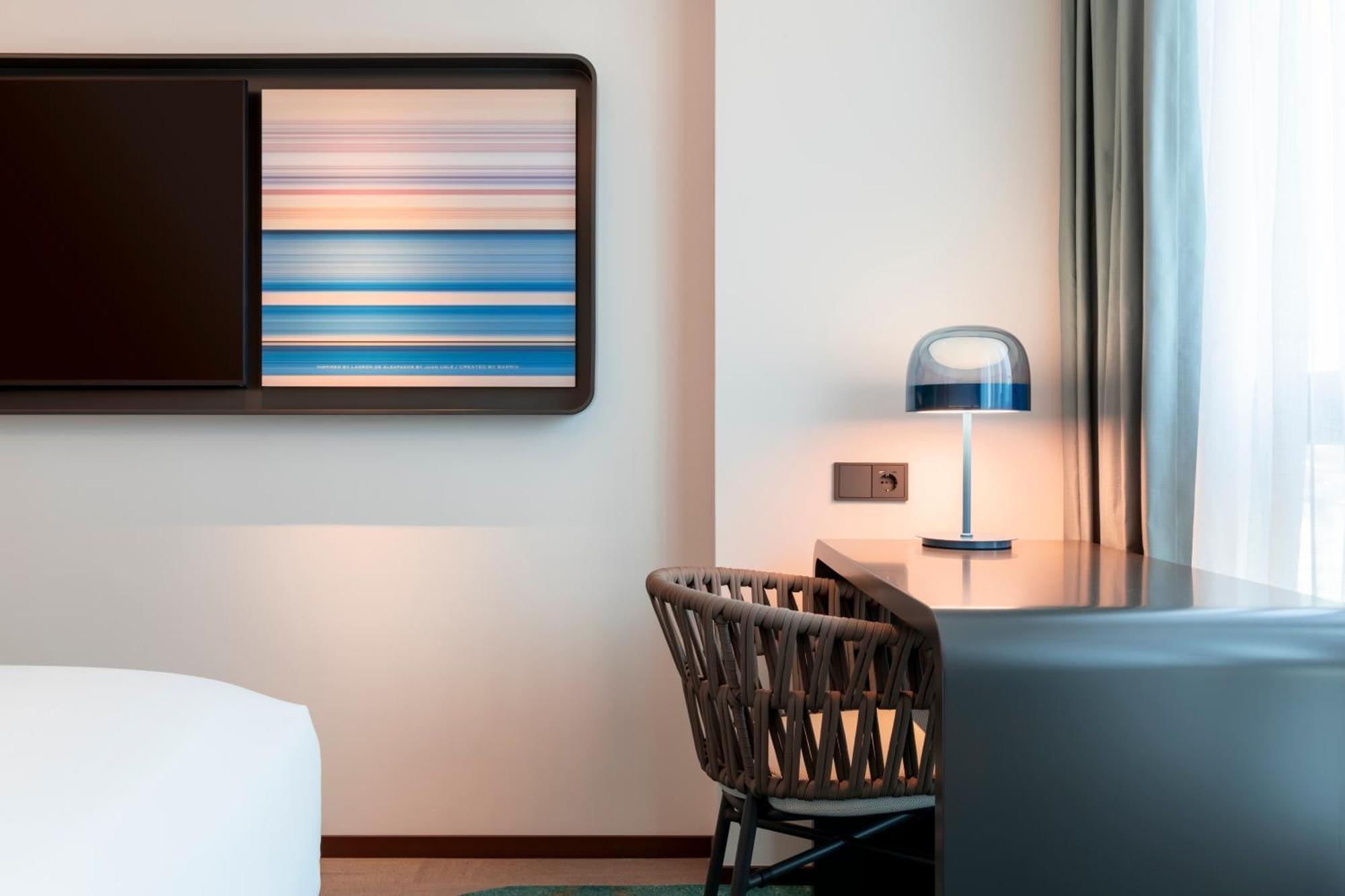 Labtwentytwo Barcelona, A Tribute Portfolio Hotel By Marriott ภายนอก รูปภาพ