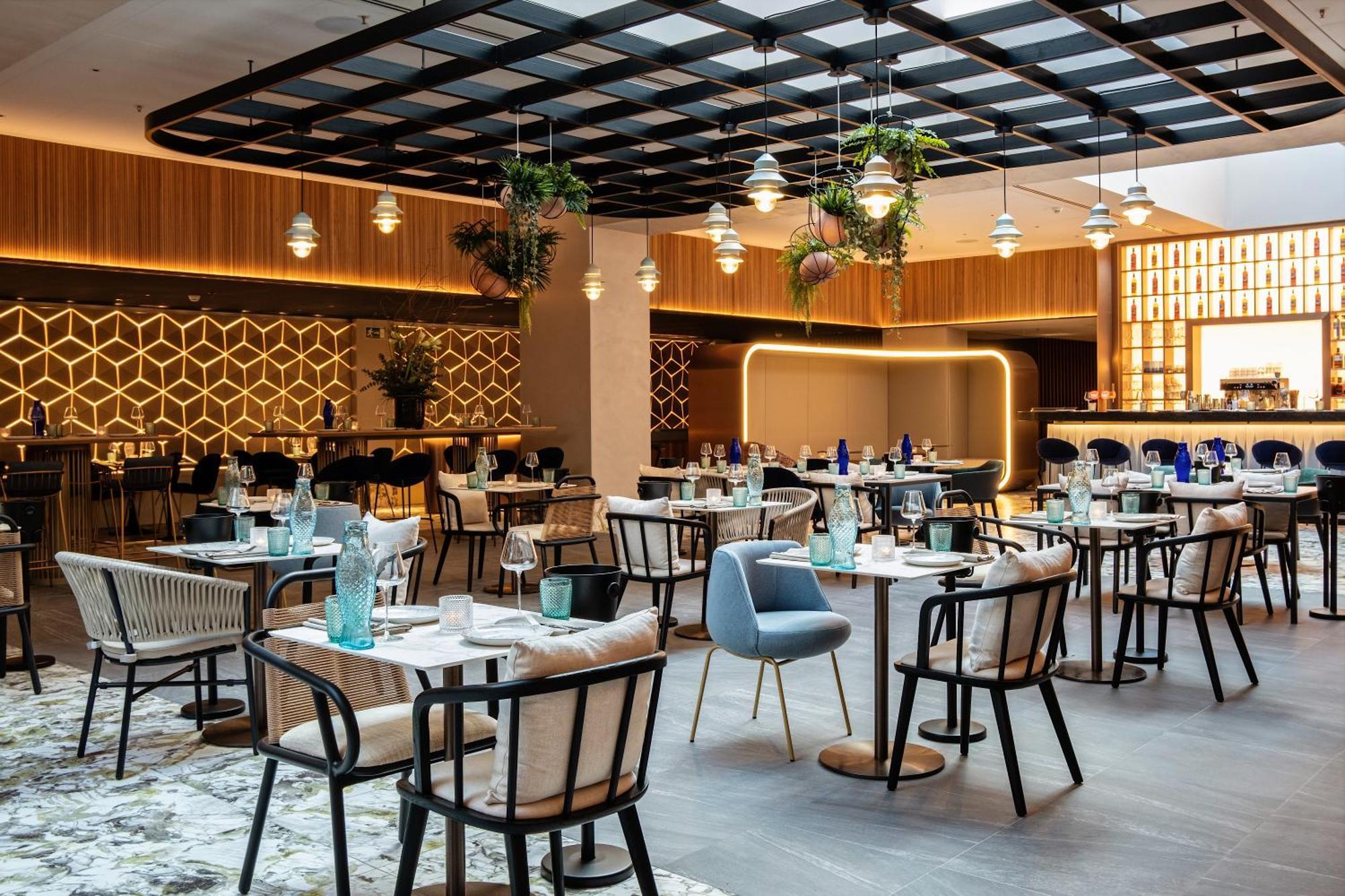 Labtwentytwo Barcelona, A Tribute Portfolio Hotel By Marriott ภายนอก รูปภาพ