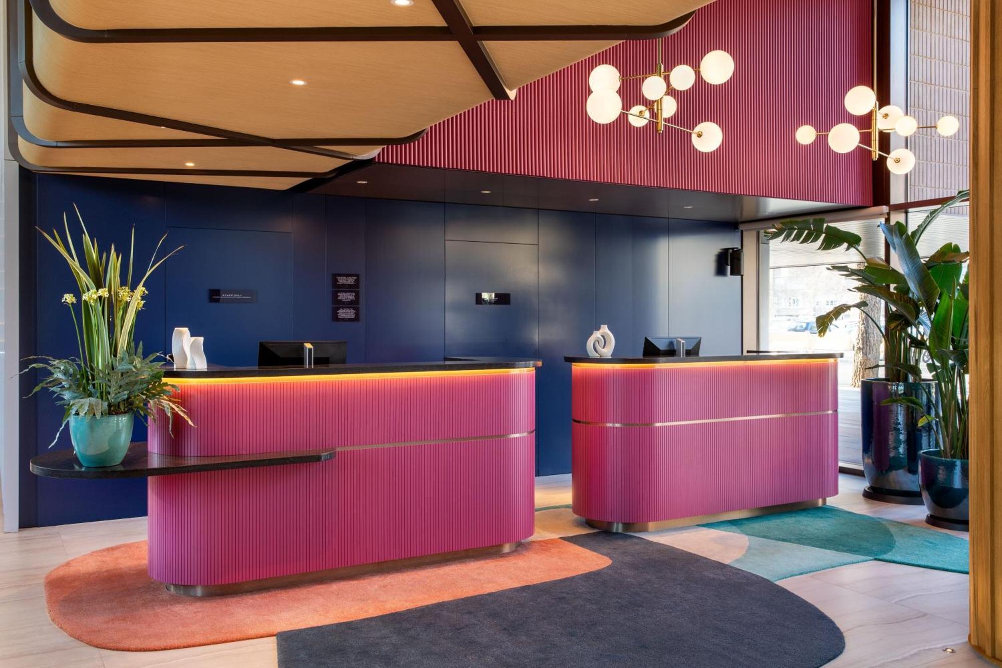 Labtwentytwo Barcelona, A Tribute Portfolio Hotel By Marriott ภายนอก รูปภาพ