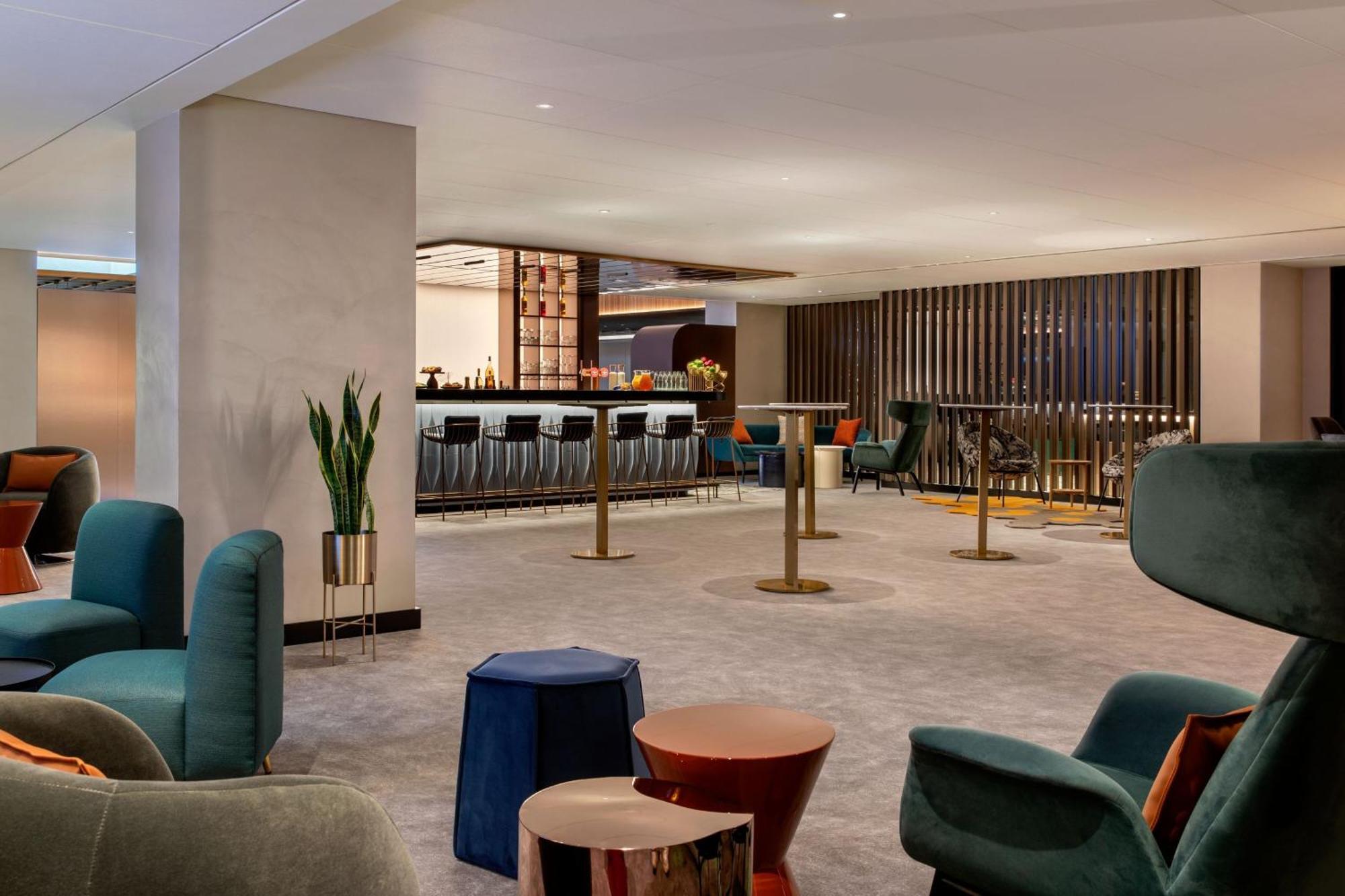 Labtwentytwo Barcelona, A Tribute Portfolio Hotel By Marriott ภายนอก รูปภาพ