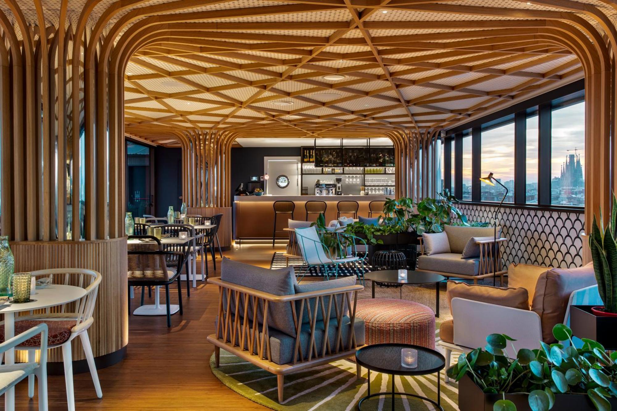 Labtwentytwo Barcelona, A Tribute Portfolio Hotel By Marriott ภายนอก รูปภาพ