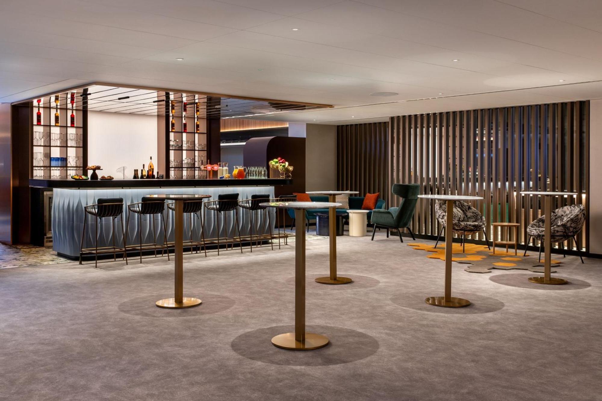 Labtwentytwo Barcelona, A Tribute Portfolio Hotel By Marriott ภายนอก รูปภาพ