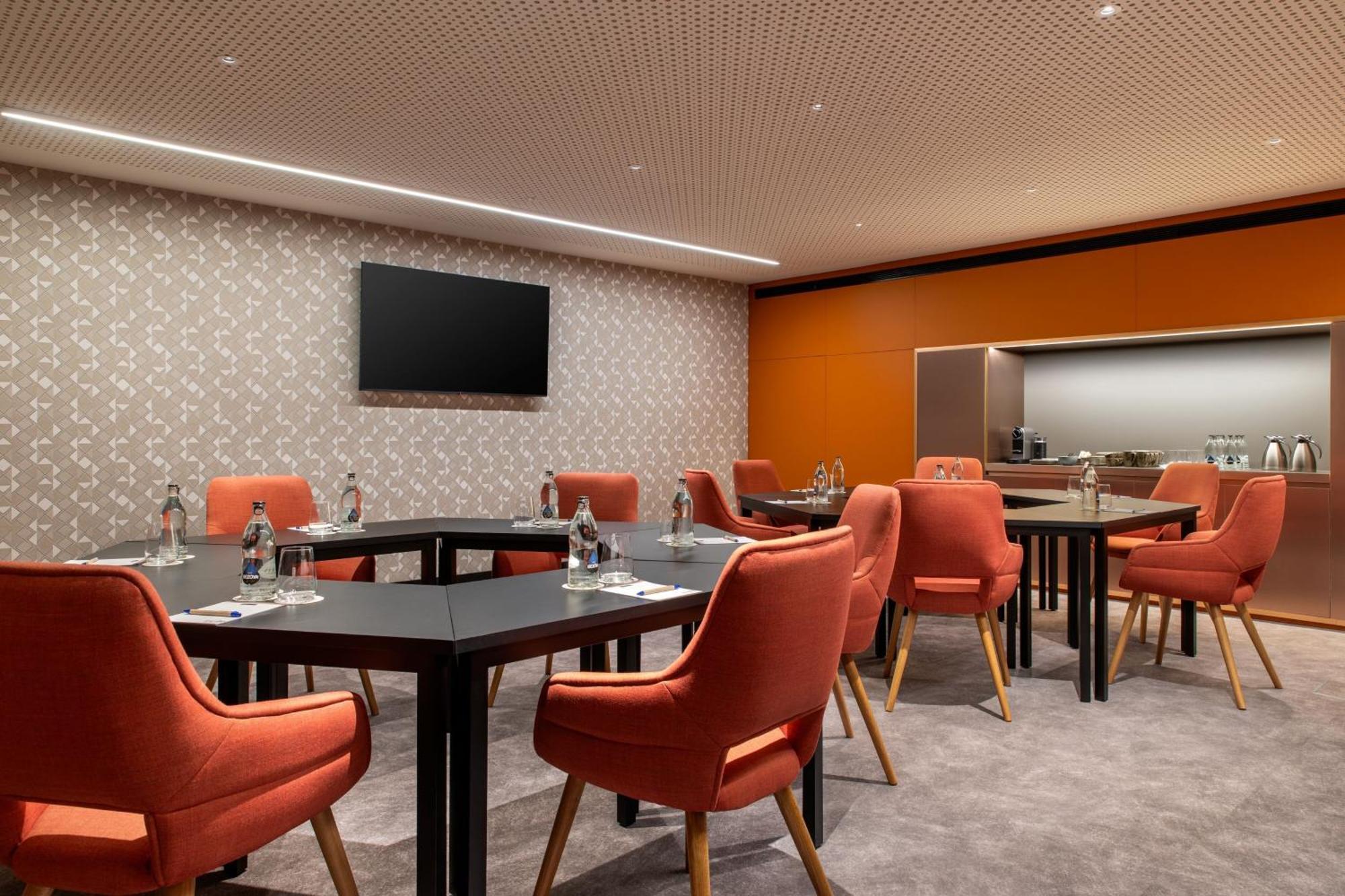 Labtwentytwo Barcelona, A Tribute Portfolio Hotel By Marriott ภายนอก รูปภาพ