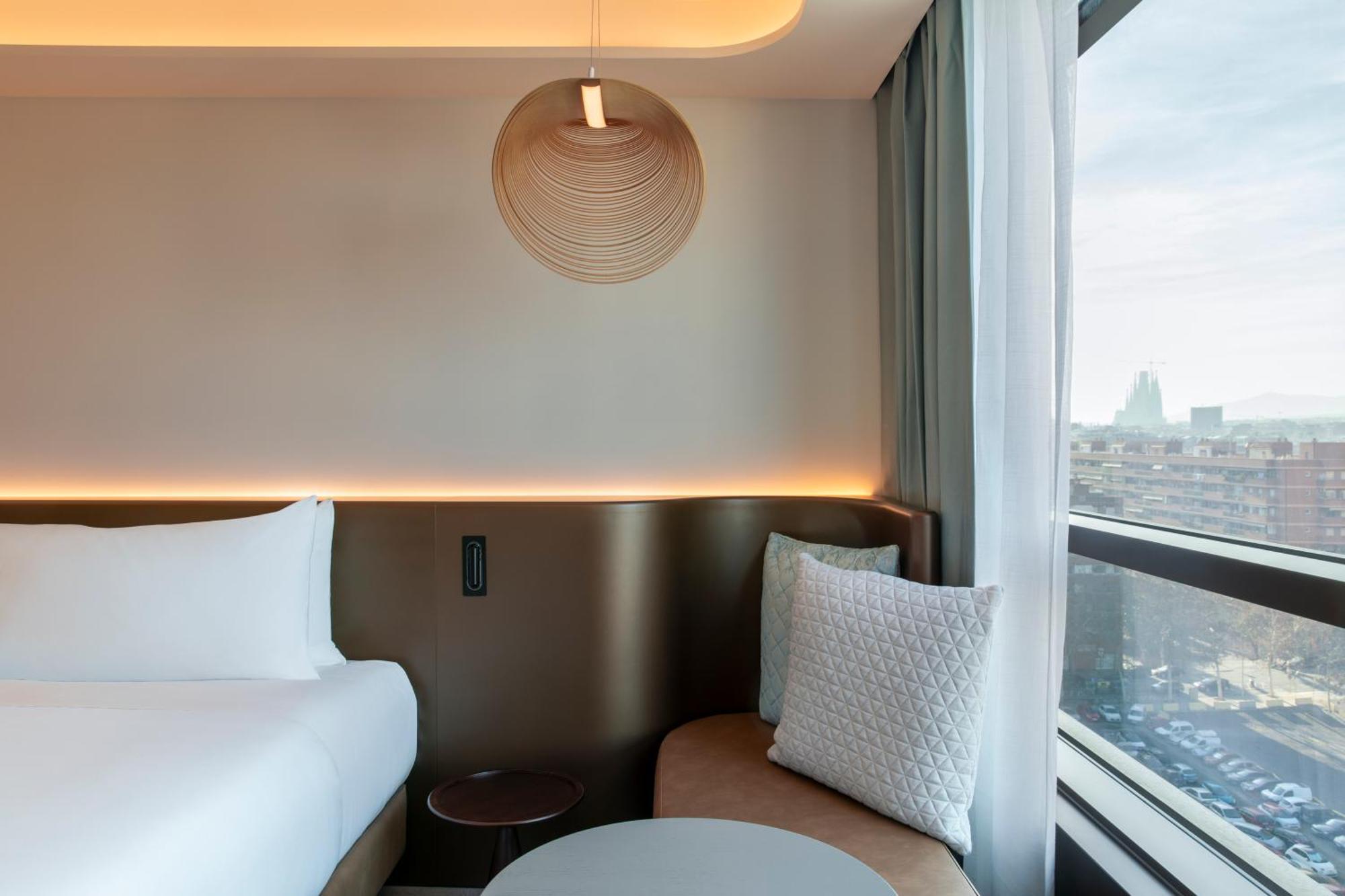 Labtwentytwo Barcelona, A Tribute Portfolio Hotel By Marriott ภายนอก รูปภาพ