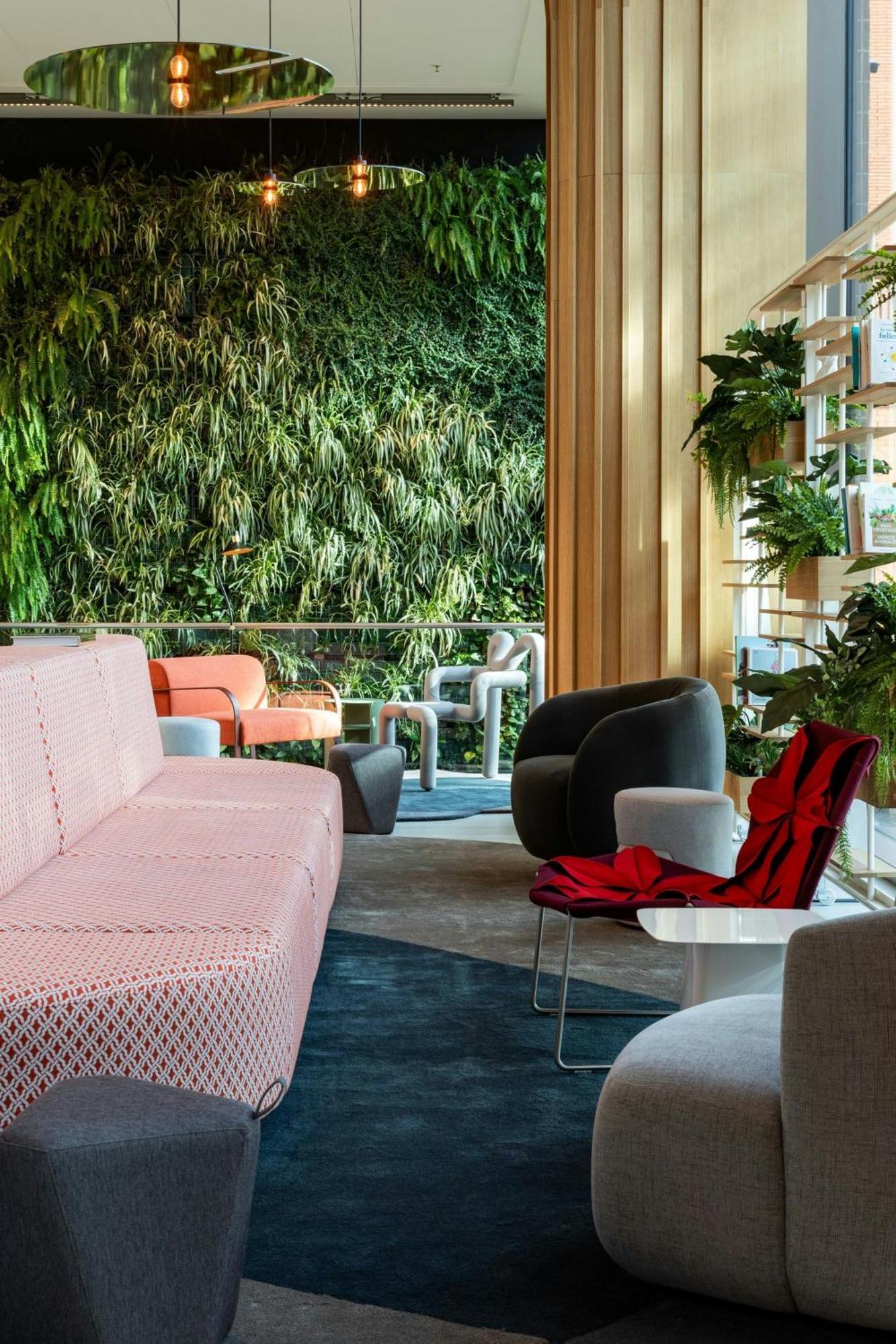 Labtwentytwo Barcelona, A Tribute Portfolio Hotel By Marriott ภายนอก รูปภาพ